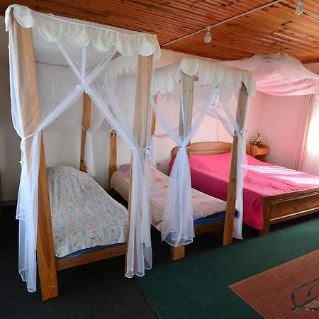 Hotel Chez Jeanne อันตานานารีโว ภายนอก รูปภาพ