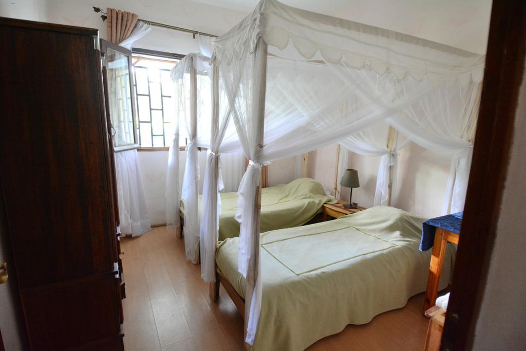 Hotel Chez Jeanne อันตานานารีโว ภายนอก รูปภาพ