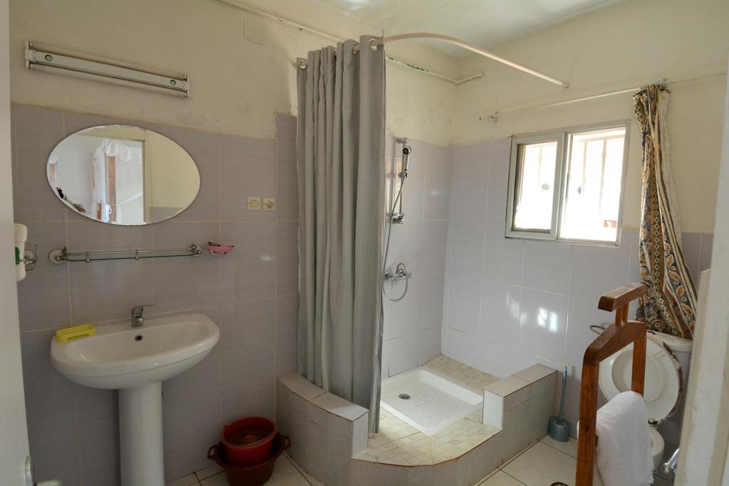 Hotel Chez Jeanne อันตานานารีโว ภายนอก รูปภาพ